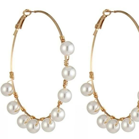 ◇Beth◇ Pearl Gold Hoops - Picture 4 of 4